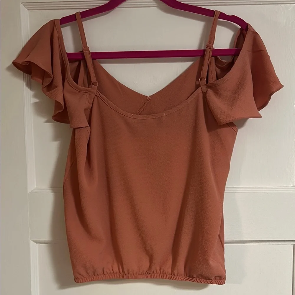Women's Ruffled Off-Shoulder Top - Rust - Picture 3 of 4